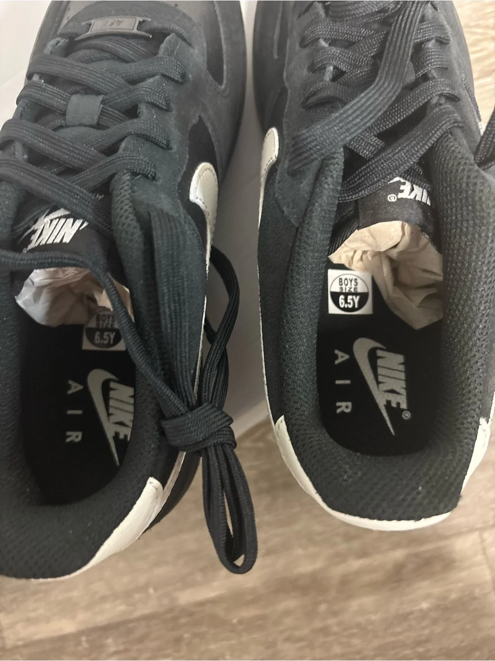 Nike | Air Force 1 Black And Bone Low-Top Sneakers Size 6.5Y